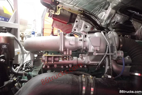 FAW Jiefang J6P Heavy Truck 390hp 6X4(10 wheels) LNG Tractor Truck Chassis (2) | 86Trucks