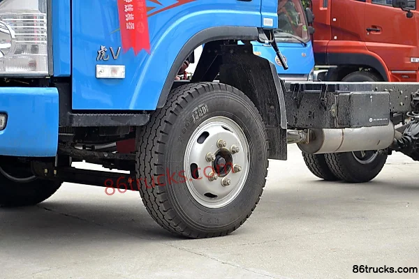 FAW Jiefang HuV 124ch 4X2(6 roues) Châssis de camion léger à cabine simple, empattement 3300 (1) | 86Trucks