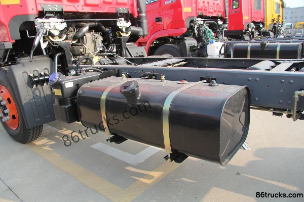 JAC Gallop A3 Medium Truck 160 hp 4X2(6 wheels) 5.8m Semi-Excluding Stake Truck Chassis (2) | 86Trucks