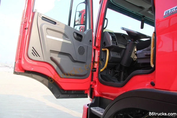 JAC GallopK3 Heavy Truck 290 hp 8X4(12 wheels) 7.8m Dump Truck Cab (2) | 86Trucks