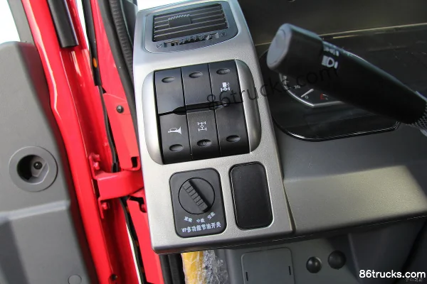 JAC Gallop K3 heavy truck 300 hp 6X4(10 wheels) 5.6m dump truck chassis Cab (1) | 86Trucks