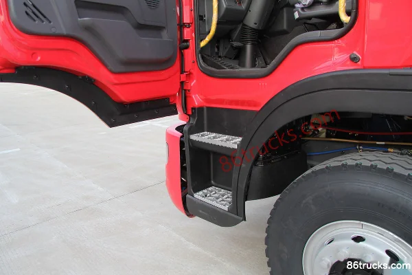 JAC Gallop K3W camion lourd version standard 350 ch 4X2(6 roues) tracteur routier Cabine (3) | 86Trucks