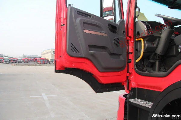 JAC Gallop K3W camion lourd version standard 350 ch 4X2(6 roues) tracteur routier Cabine (2) | 86Trucks