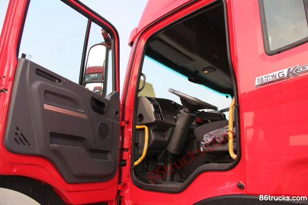 JAC Gallop K3W camion lourd version standard 350 ch 4X2(6 roues) tracteur routier Cabine (1) | 86Trucks