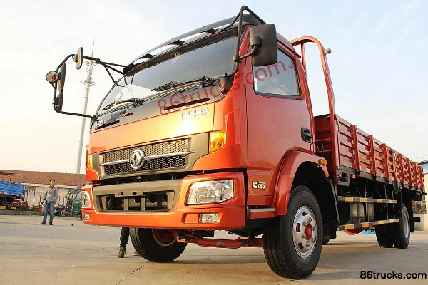 Dongfeng Kaipute C 125hp 4X2(6 wheels) 5.14m single-row flatbed light truck Exterior (3) | 86Trucks
