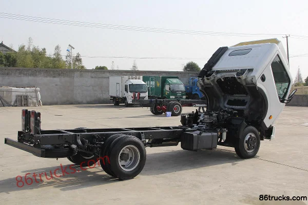 Dongfeng Kaipute N300 140 hp 4X2(6 wheels) 3.1m Single Row Flatbed Light Truck Chassis (2) | 86Trucks