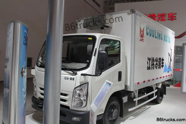 JMC Kairui 122hp 4X2(6 wheels) Refrigerated Truck (Long Wheelbase, Small Tonnage) Exterior (2) | 86Trucks