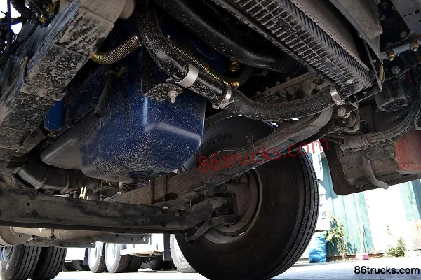SHACMAN Delong M3000 350 hp 4X2(6 wheels) Tractor Truck (China VI) Chassis (1) | 86Trucks
