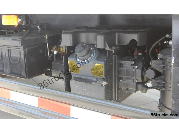 Foton Aoling CTX camion moyen 156 ch 4X2(6 roues) camion porteur fourgon 5,2 m Châssis (2) | 86Trucks
