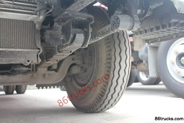 JAC Junling K330 120 hp 4X2(6 wheels) 3.8 m half-row flatbed light truck Chassis (2) | 86Trucks