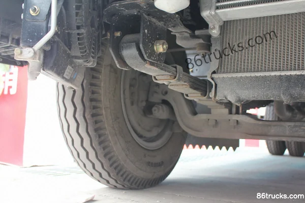 JAC Junling K330 120 hp 4X2(6 wheels) 3.8 m half-row flatbed light truck Chassis (1) | 86Trucks