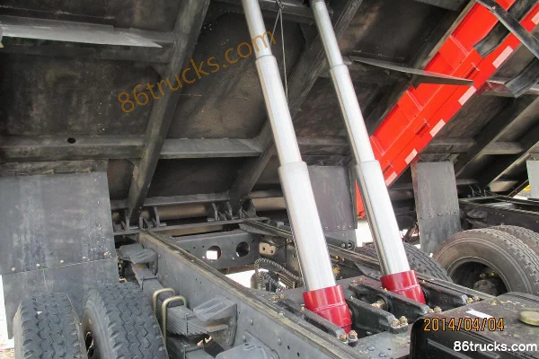 Dongfeng Lituo 115hp 4X2(6 wheels) 3.85m Dump Truck Chassis (2) | 86Trucks