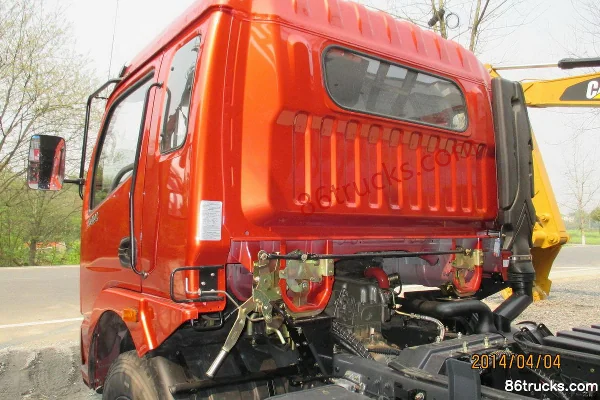 Dongfeng Lituo 115hp 4X2(6 wheels) 3.85m Dump Truck Chassis (1) | 86Trucks