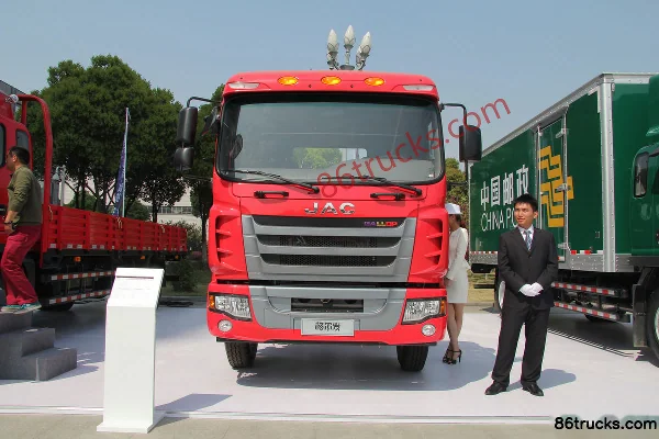 JAC Gallop K3 Medium Truck 165hp 4X2(6 wheels) 6.8m Cargo Truck Exterior (2) | 86Trucks