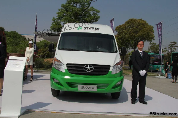 JAC Sunray série 6 120 ch fourgon fermé Extérieur (2) | 86Trucks