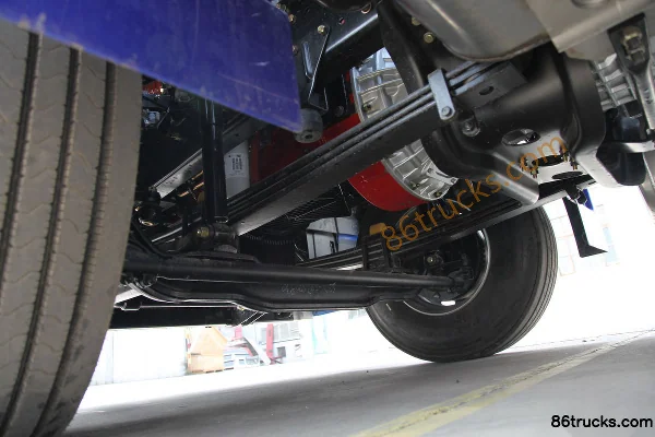 Foton AumanGTL 6 Series Heavy Truck 430 hp 6X4(10 wheels) Hazardous Material Tractor Truck Chassis (3) | 86Trucks