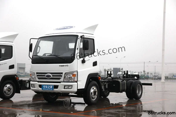 Kairui Green Card C 110 hp 4X2(6 wheels) 3360 Wheelbase Single Row Light Truck Chassis Exterior (3) | 86Trucks