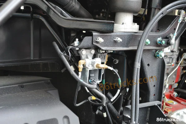 GAC HINO 700 Series Heavy Truck 380 hp 4X2(6 wheels) Tractor Truck Chassis (3) | 86Trucks
