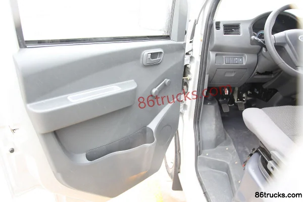 Kairui Youjin 2016 Standard 1,3 L 82 ch 4X2(6 roues) essence 2 m cabine double ridelle mini camion (1) | 86Trucks