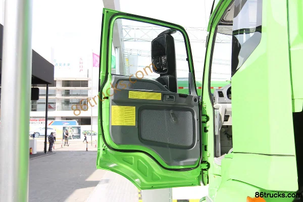 Foton AumanETX 6 Series Heavy Truck 380 hp 6X4(10 wheels) LNG Hazardous Material Tractor Truck Cab (1) | 86Trucks