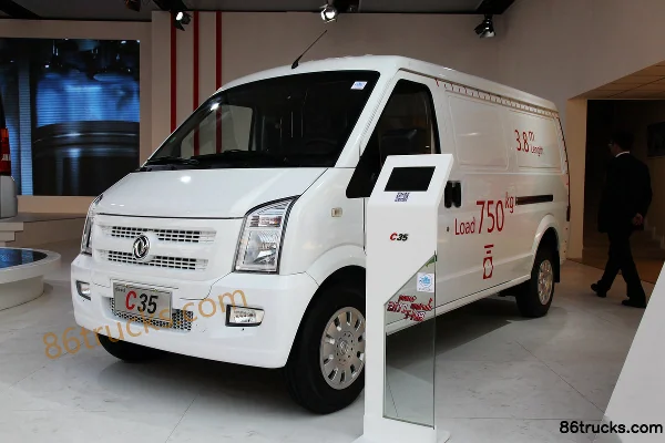 Dongfeng C35 75 hp Enclosed Van Truck Exterior (3) | 86Trucks