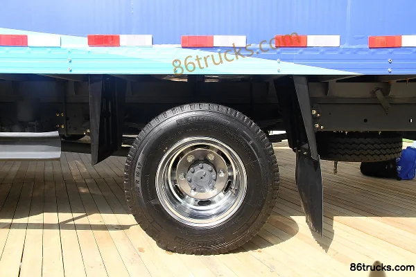 FAW-GM F330 150 ch 4X2(6 roues) camion frigorifique Châssis (1) | 86Trucks