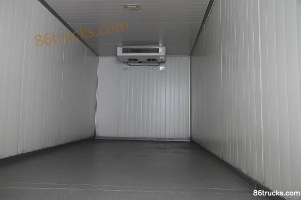 FAW-GM F330 150 ch 4X2(6 roues) camion frigorifique Carrosserie (2) | 86Trucks