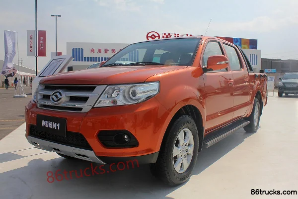 Huanghai N1 2019 New Interior Super Value Edition 2.8T Diesel 108hp 4x2(6 wheels) Double Cab Pickup (N2 Center Console Color Interior) (3)