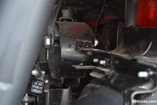 JAC Shuailing H380 160hp 4X2(6 wheels) Single Row Van Light Truck (Wide Cab) Chassis (1) | 86Trucks