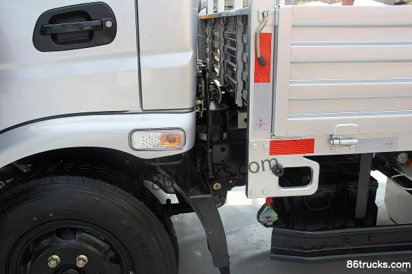 Feidi A3 Series 116 ch 4X2(6 roues) CNG 4.2m Single Row Flatbed Light Truck Châssis (1) | 86Trucks