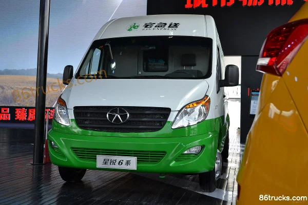 JAC Sunray 120 ch fourgon tôlé Extérieur (2) | 86Trucks