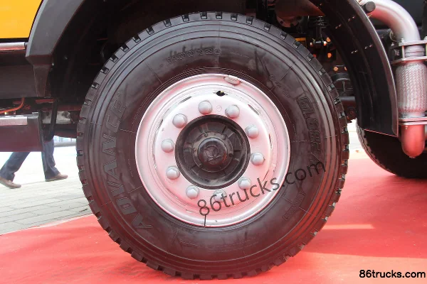 Dayun N8E Heavy Truck 290hp 8X4(12 wheels) 7.1m Dump Truck Chassis (2) | 86Trucks