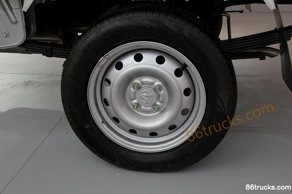 BAIC Weiwang 2014 1.0L 61 ch 4X2(6 roues) essence 2,5 m plateau simple rangée mini camion (T205-D) Châssis (3) | 86Trucks
