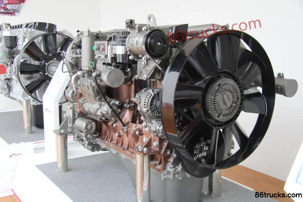 SAIC Fiat Powertrain Hongyan Cursor C9.350 C4 (F2CE3681G*P) 350 ch 9L China IV moteur diesel Extérieur (3) | 86Trucks