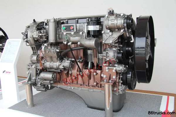 SAIC Fiat Powertrain Hongyan Cursor C9.350 C4 (F2CE3681G*P) 350 ch 9L China IV moteur diesel Extérieur (2) | 86Trucks