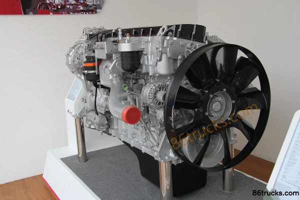 SAIC Fiat Powertrain Hongyan Cursor 13.430 (C13.430) 430 ch 13L China V moteur diesel Extérieur (3) | 86Trucks