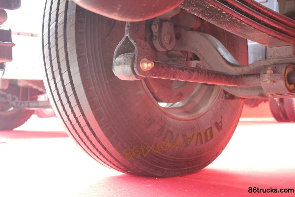 Dayun N8 camion lourd 460 ch 6X4(10 roues) tracteur routier Châssis (3) | 86Trucks