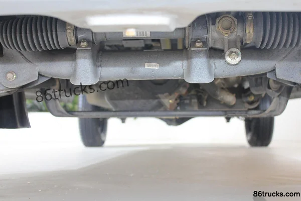 Dongfeng Série C 1.0L 69 ch 4X2(6 roues) essence 2 m cabine double, plateau à ridelles Châssis (3) | 86Trucks