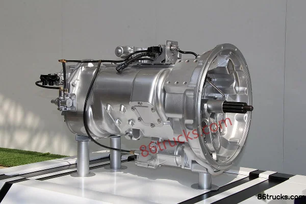 FAW Jiefang CA12TAX210A1 12 rapports boîte AMT automatique Extérieur (2) | 86Trucks
