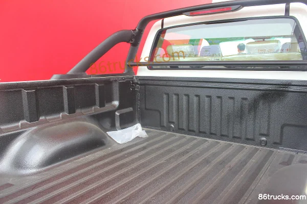 Kawei K1 Comfort 2.4L Gasoline Double Row Pickup Official Photos (3) | 86Trucks