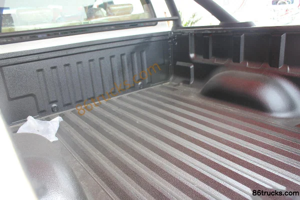 Kawei K1 Comfort 2.4L Gasoline Double Row Pickup Official Photos (1) | 86Trucks