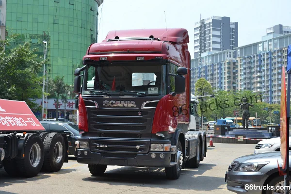 Scania série R camion lourd 560 ch 6X2R AMT automatique tracteur routier (modèle R560 V8) Extérieur (2) | 86Trucks