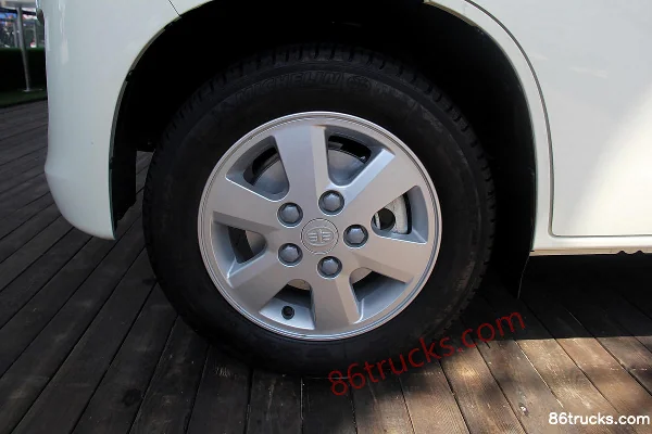 FAW Jiabao V80L 102 hp 1.5L Large Minivan Chassis (3) | 86Trucks