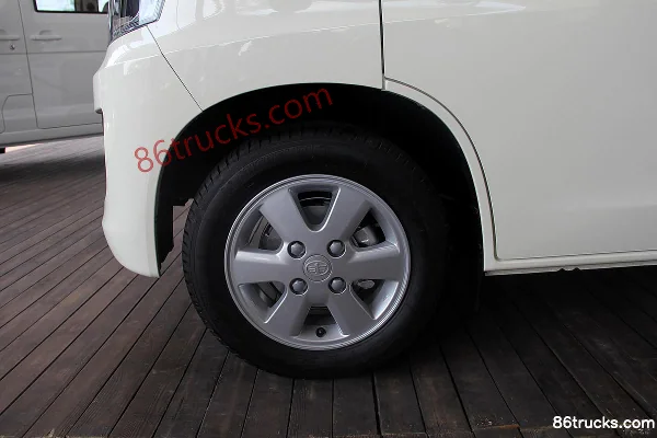 FAW Jiabao V80 102 hp 1.5L Large Minivan Chassis (1) | 86Trucks