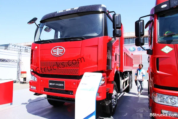 FAW Jiefang J6P Heavy Truck 375 hp 6X4(10 wheels) 5.8m LNG Dump Truck Exterior (2) | 86Trucks