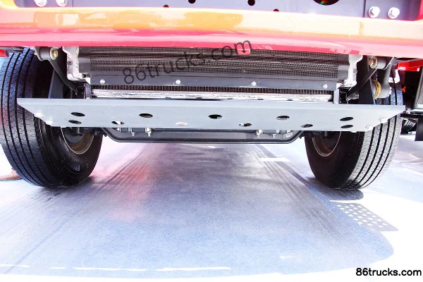 FAW Jiefang J6P Heavy Truck 375 hp 6X4(10 wheels) 5.8m LNG Dump Truck Chassis (2) | 86Trucks