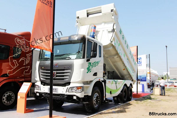 Union Truck U340 340 hp 6X4(10 wheels) 5.6m LNG Dump Truck Exterior (2) | 86Trucks