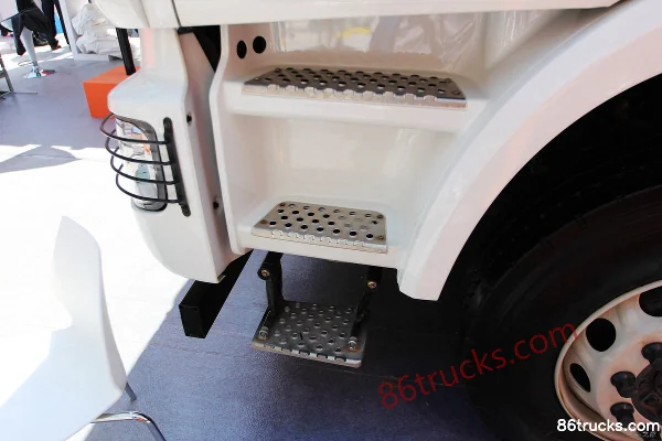 Union Truck U340 340hp 8X4(12 wheels) LNG Transport Truck Chassis (2) | 86Trucks