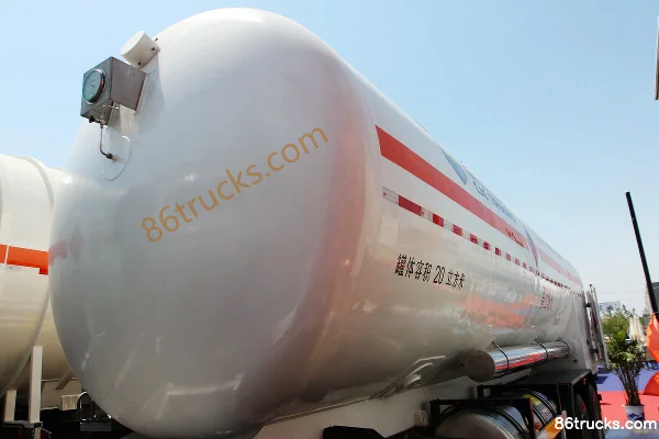 Union Truck U340 340hp 8X4(12 wheels) LNG Transport Truck Body (1) | 86Trucks