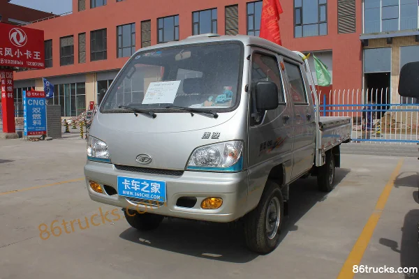 Tangjun Ouling Sailing F3-1 1,6 L 105 ch 4X2(6 roues) CNG 2,56 m camion micro plateau à ridelles (cabine double) (China VI) Extérieur (3)